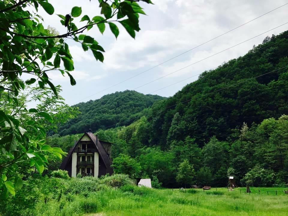 Băile Olăneşti Pension Casa Vanatorilor מראה חיצוני תמונה